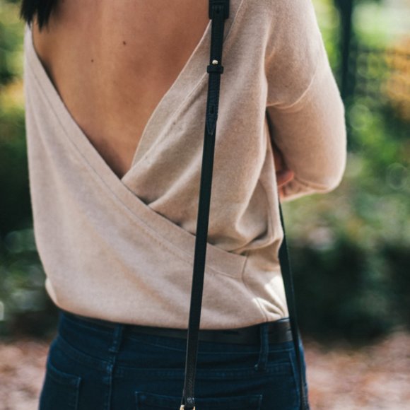 NWT Banana Republic Drape Back Boatneck Sweater - Picture 2 of 2